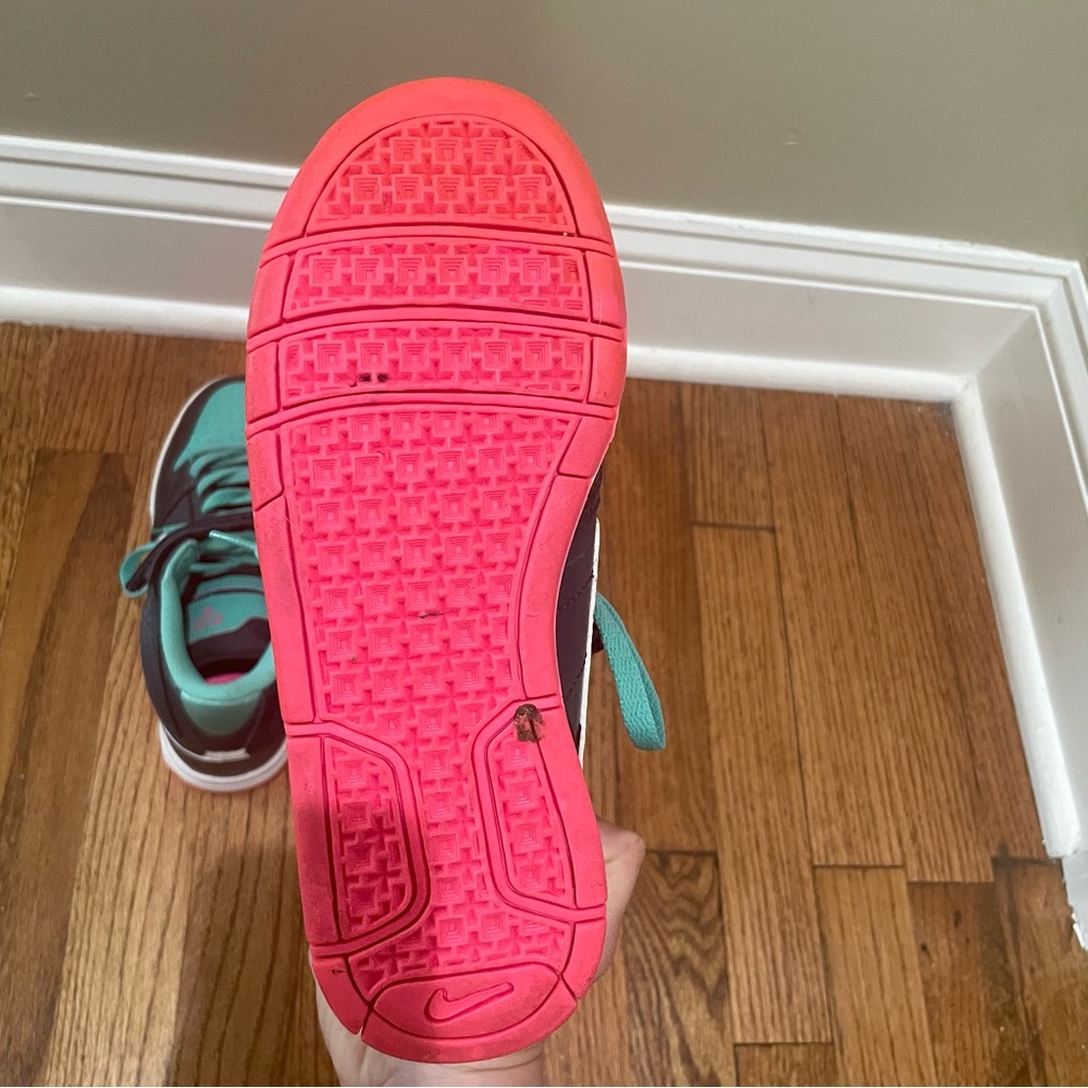 Nike High Top Sneakers Black Teal White Pink Youth Size 4Y Women’s Size 5.5 - Picture 8 of 9